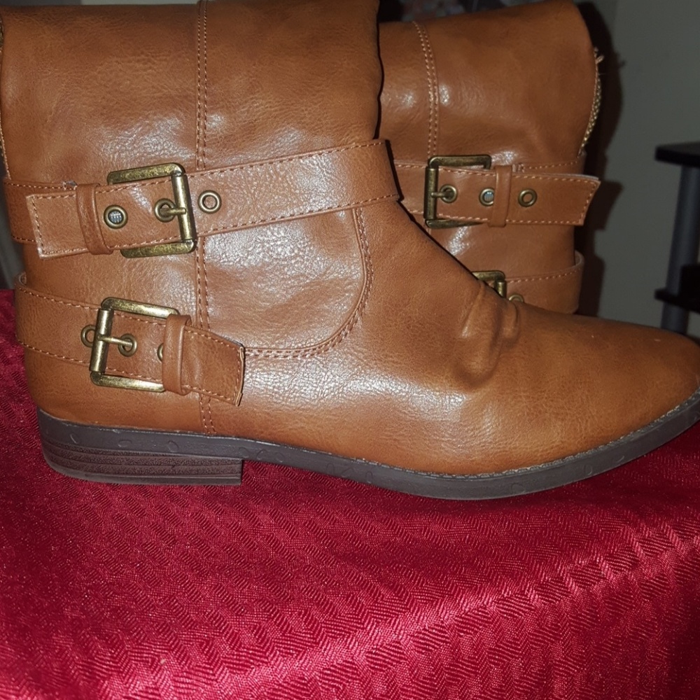 Rampage Idola Boots size 11